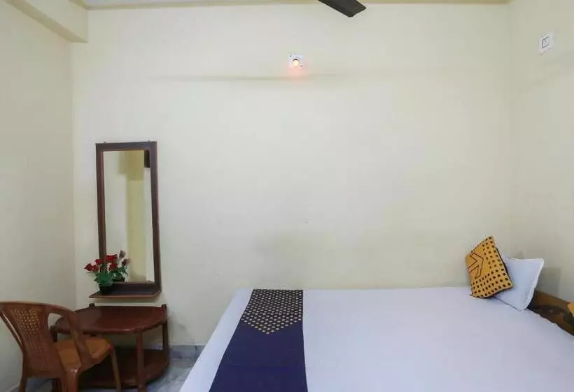 Hotelli Spot On 67037  Sanvi