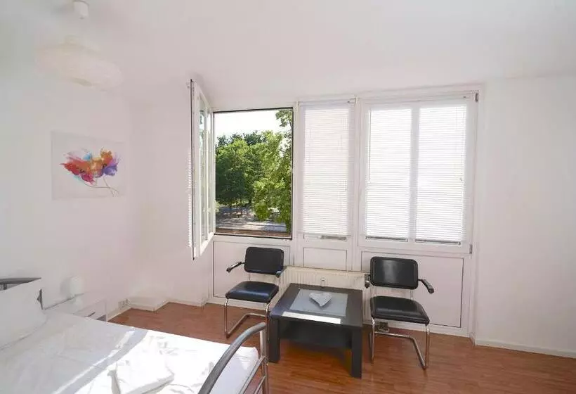 هاستل Bnb Potsdamer Platz   Rooms & Apartments