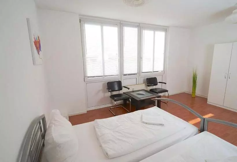 هاستل Bnb Potsdamer Platz   Rooms & Apartments