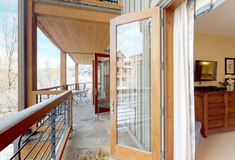 Countryside At Snowmass   Coraltree Residence Collection