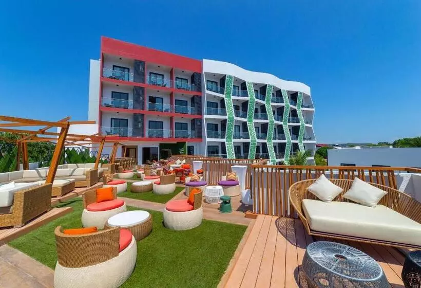 Hotelli Best Western Plus The Ivywall Resortpanglao