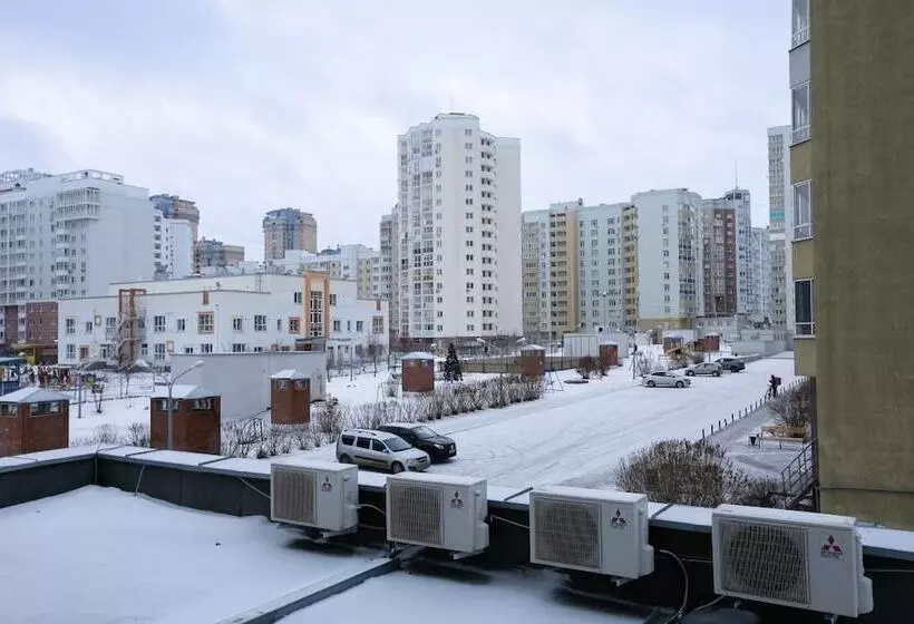 Apartment Etazhydaily Soyuznaya Shchorsa