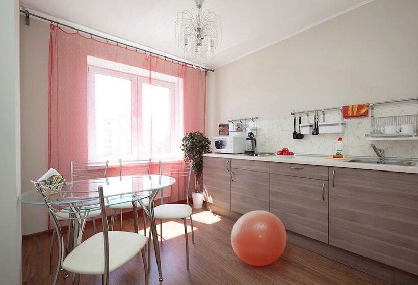 Apartment Etazhydaily Soyuznaya Shchorsa