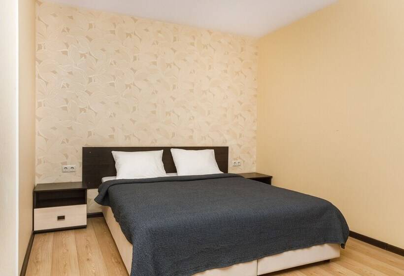 Apartment Etazhydaily Soyuznaya Shchorsa