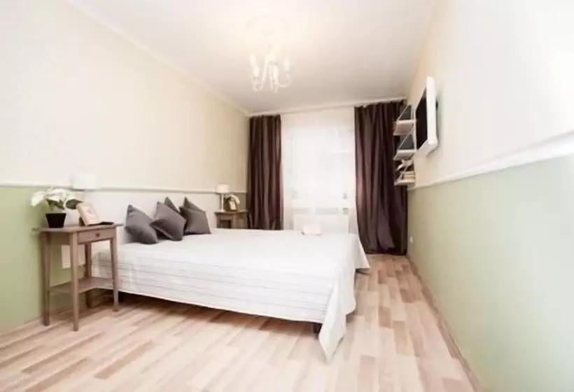 Apartment Etazhydaily Soyuznaya Shchorsa