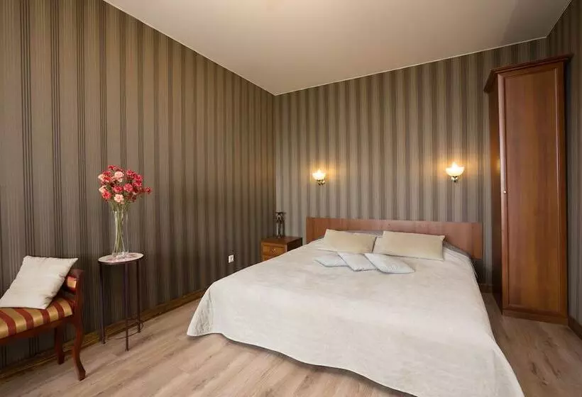 Apartment Etazhydaily Soyuznaya Shchorsa