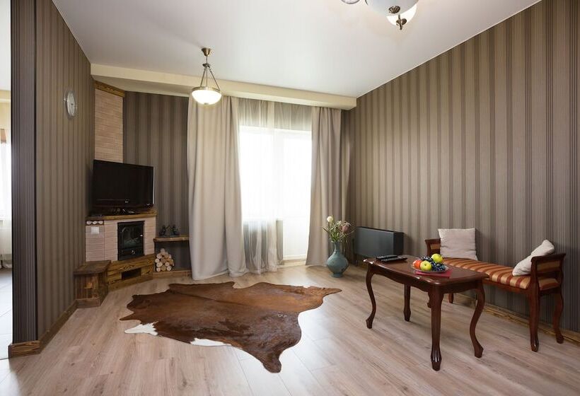 Apartment Etazhydaily Soyuznaya Shchorsa