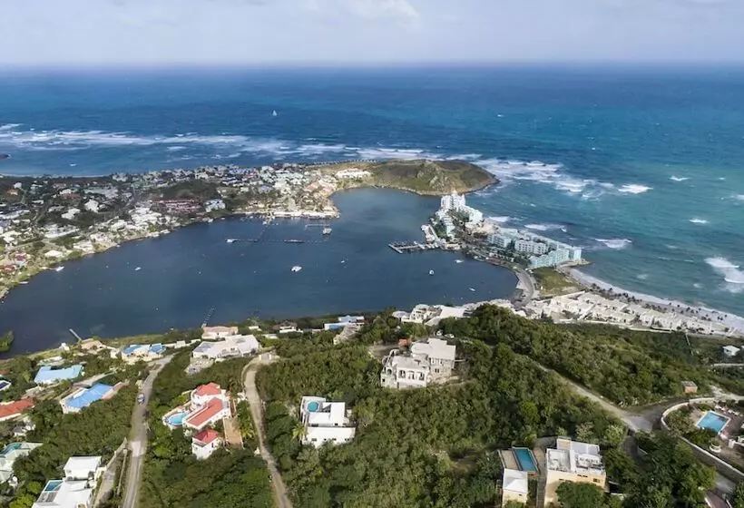 L'agua By Island Properties Online
