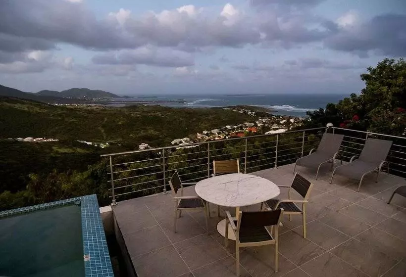 L'agua By Island Properties Online