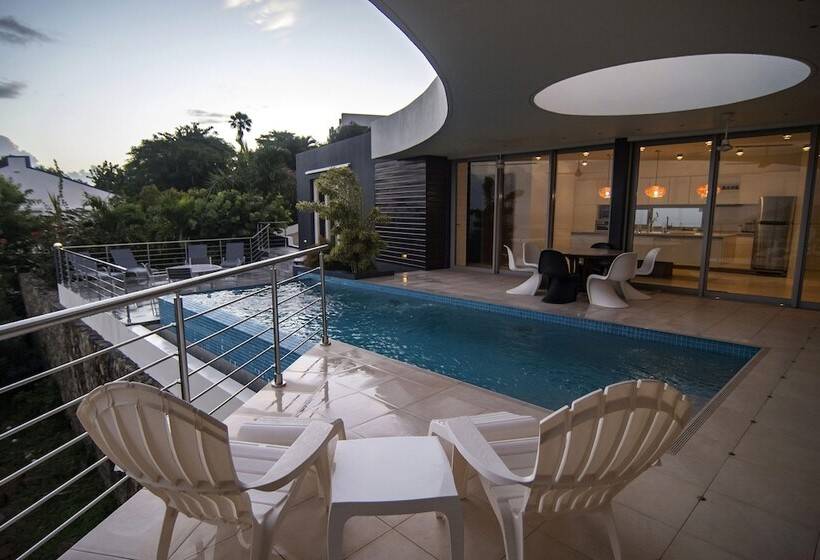 L'agua By Island Properties Online