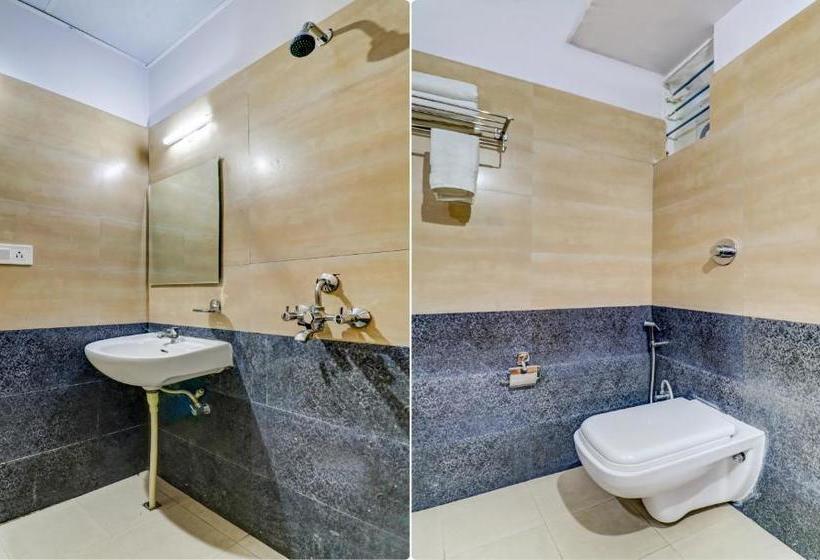 Hotel Treebo Trend  Royal Orbit