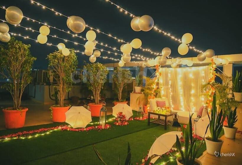 Hotel Mavens Orange Artemis Hospital Road