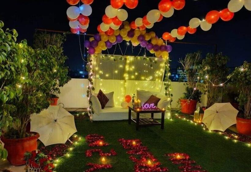 Hotel Mavens Orange Artemis Hospital Road