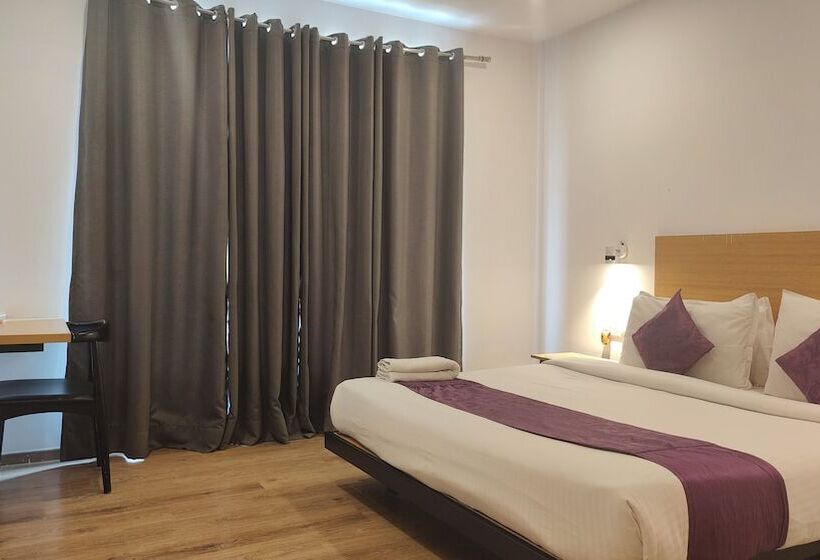 Hotel Mavens Orange Artemis Hospital Road