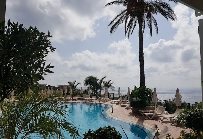 Отель Pefkos Blue