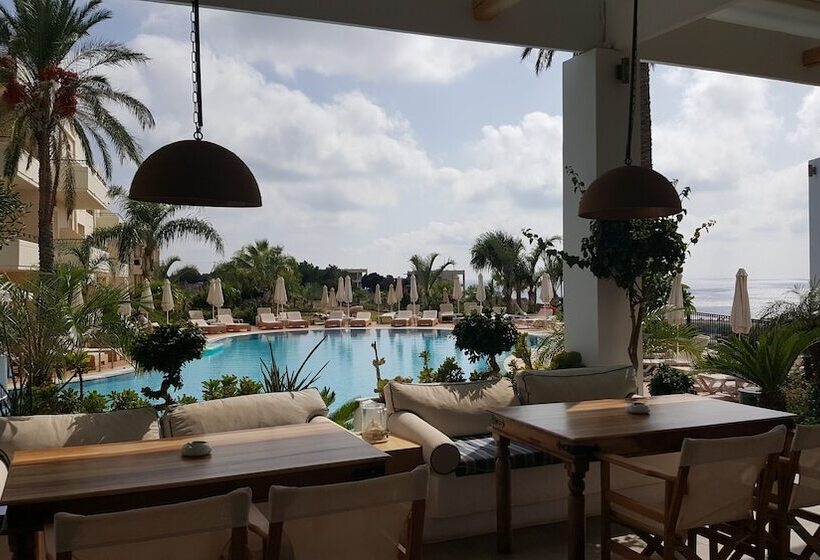 Отель Pefkos Blue