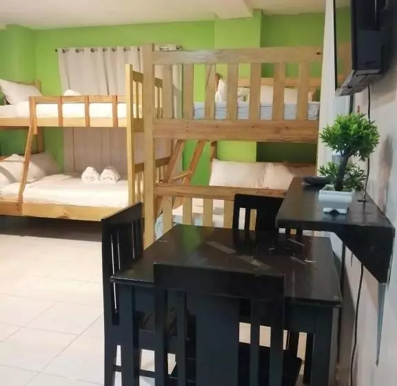 ホテル Sukhavati Inn