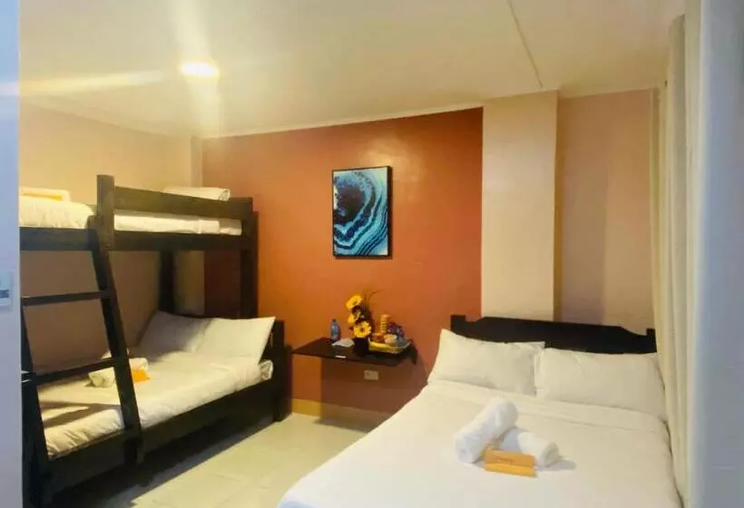 ホテル Sukhavati Inn