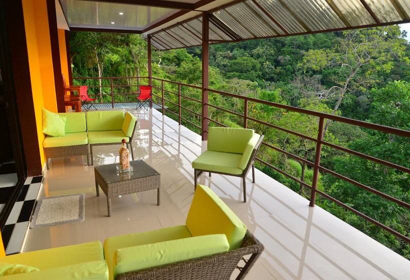 هتل Vista Del Pacifico