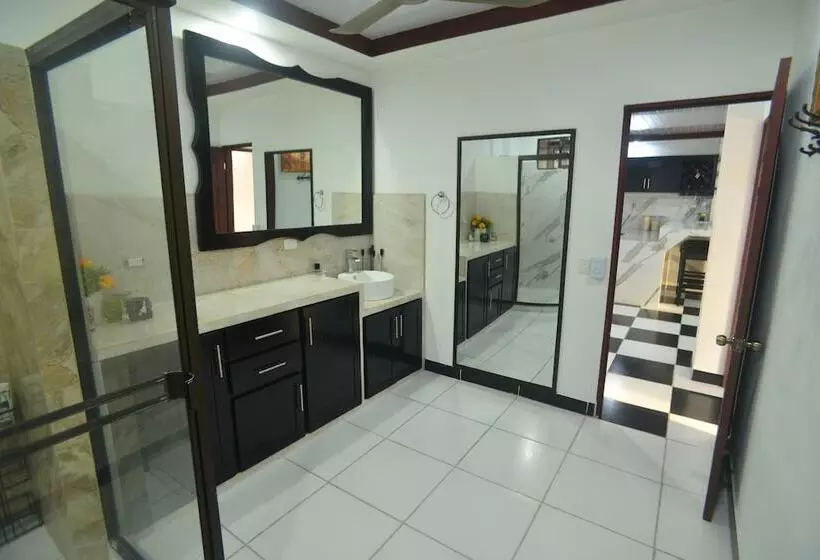 Hotelli Vista Del Pacifico