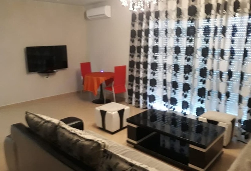 بنسيون Nasho Deluxe Apartments
