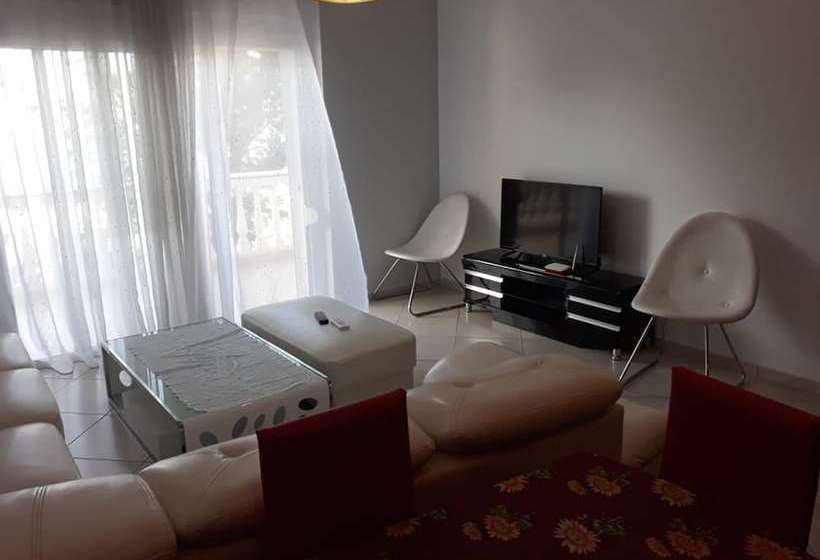 بنسيون Nasho Deluxe Apartments