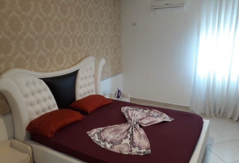 بنسيون Nasho Deluxe Apartments