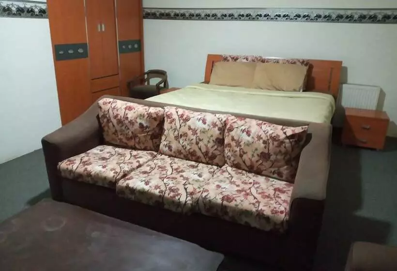 Seleen Hotel Suites