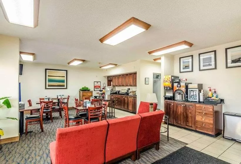 Отель Econo Lodge Moss Point Pascagoula