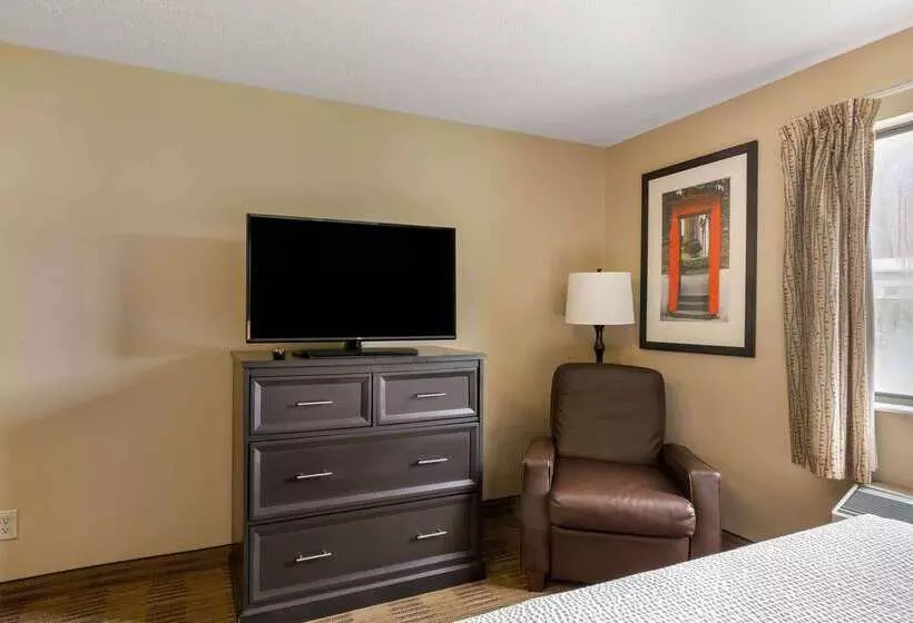 호텔 Suburban Studios Louisville East