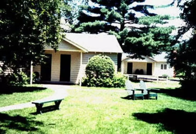 酒店 Silver Maple Lodge & Cottages