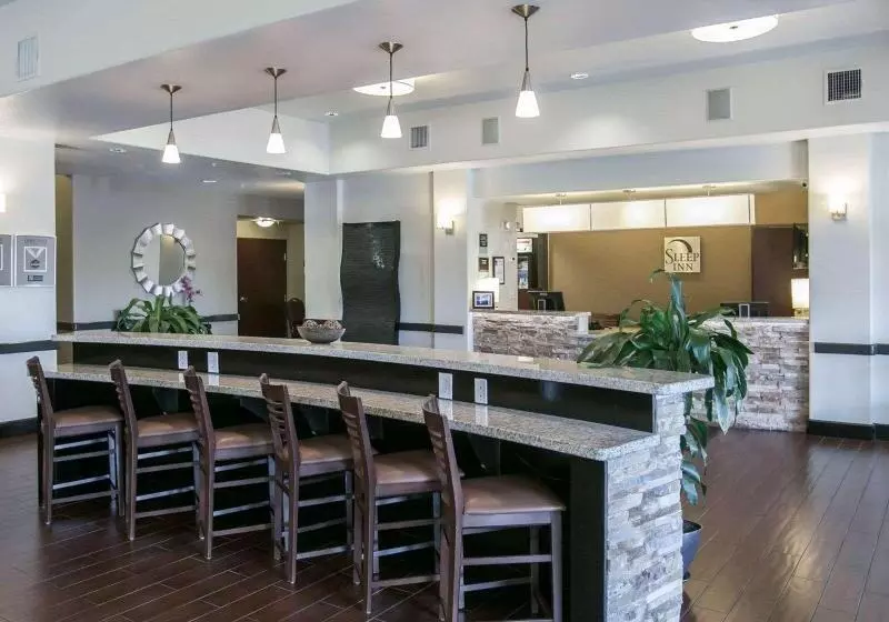 Отель Sleep Inn & Suites Round Rock Austin North