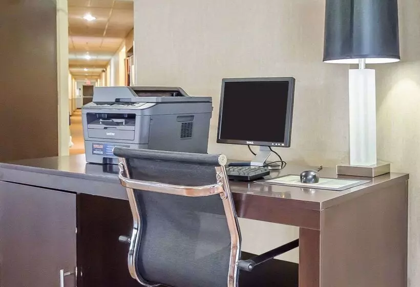 酒店 Sleep Inn Louisville Airport & Expo