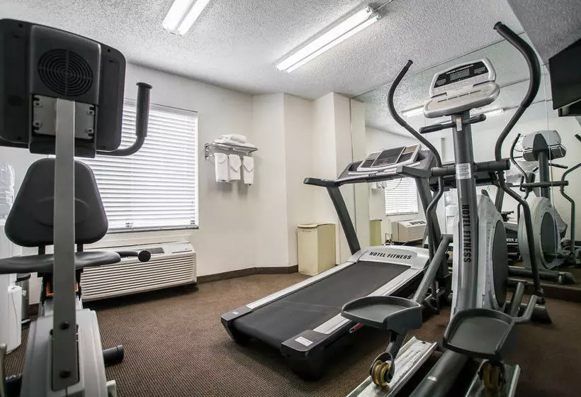 בית מלון כפרי Sleep Inn New Orleans Airport