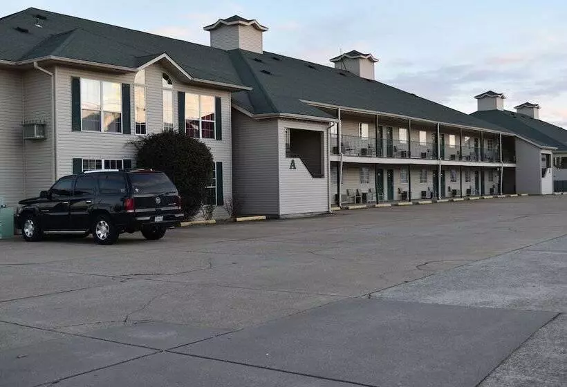 Hotelli Howard Johnson By Wyndham Branson Theatre District