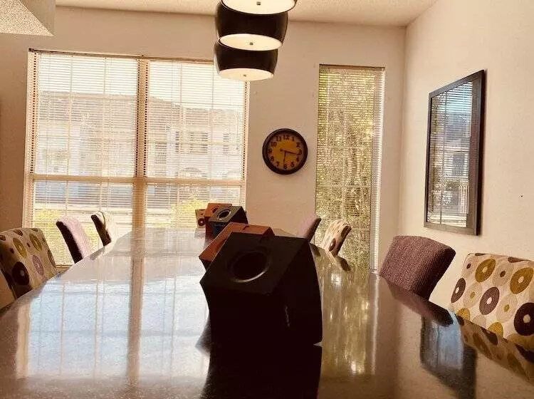 Hotelli Howard Johnson By Wyndham Branson Theatre District