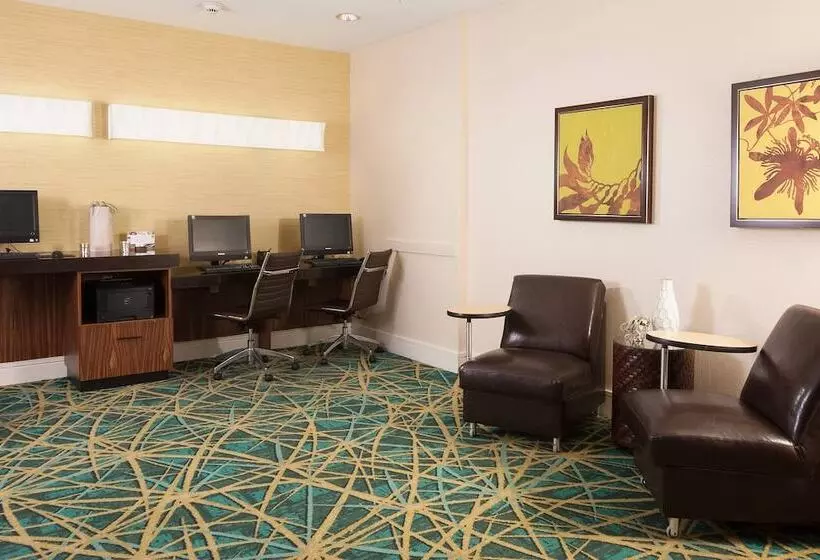هتل Springhill Suites By Marriott Orlando Convention Center