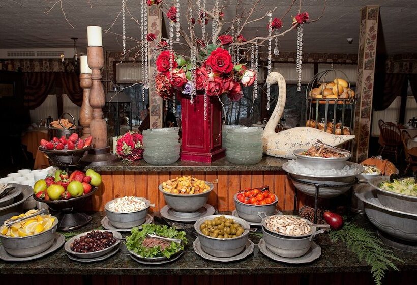 Отель Stroudsmoor Country Inn