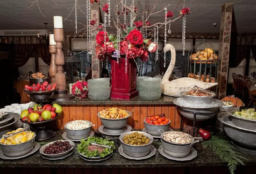 Отель Stroudsmoor Country Inn