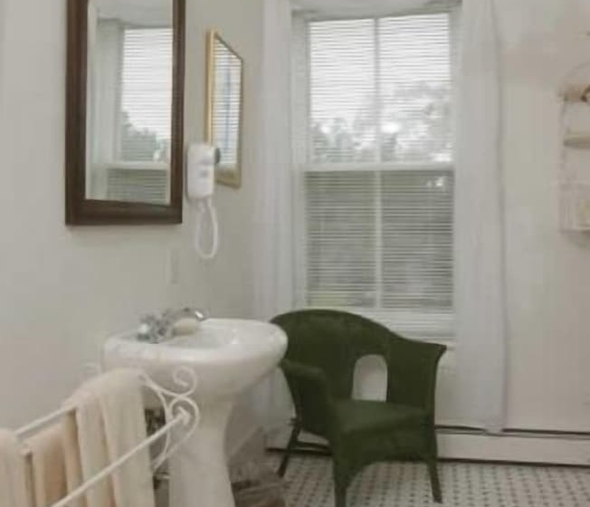 Отель Stroudsmoor Country Inn