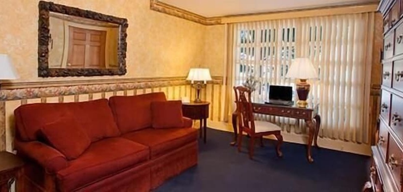 Отель Stroudsmoor Country Inn