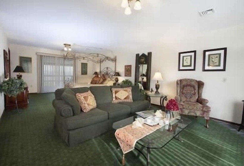 Отель Stroudsmoor Country Inn