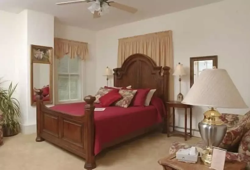 Отель Stroudsmoor Country Inn