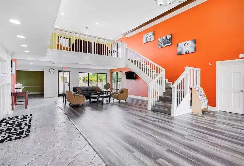 هتل Studio 6 Texarkana