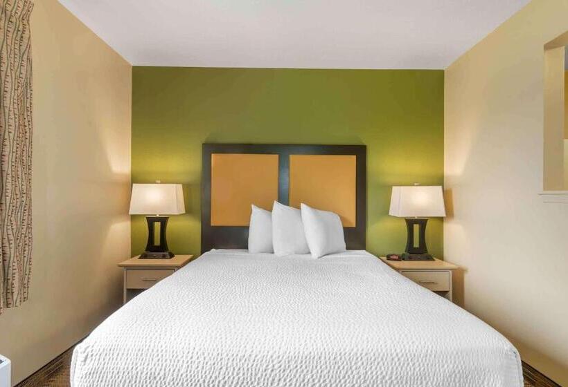 فندق Suburban Studios Louisville East