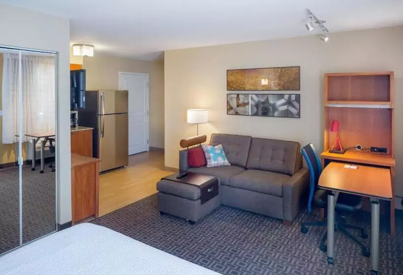 Отель Towneplace Suites By Marriott Portland Hillsboro