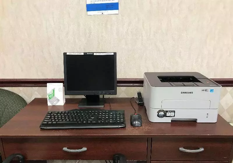 ホテル Travelodge By Wyndham Bellmawr