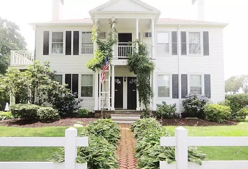 Курорт Shoreway Acres Inn & Cape Cod Lodging