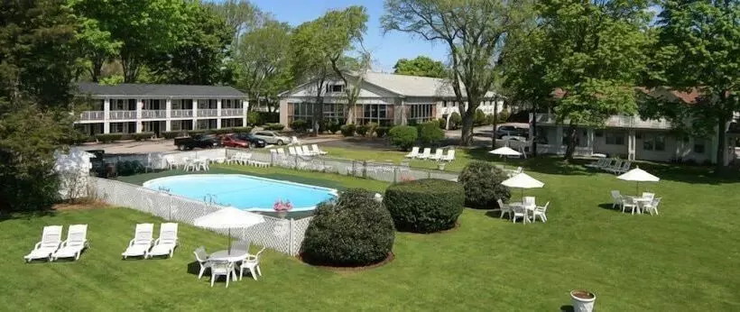 Курорт Shoreway Acres Inn & Cape Cod Lodging