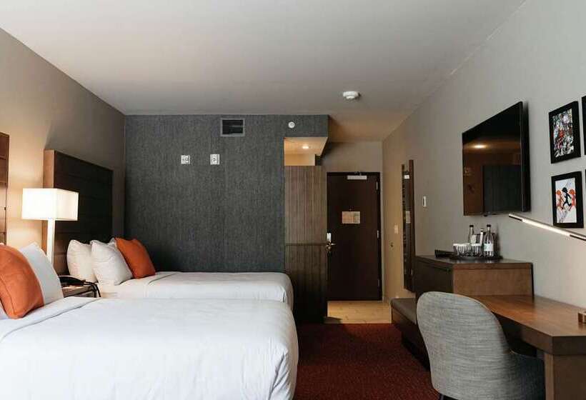 Revel Hotel Des Moines Urbandale, Tapestry Collection By Hilton